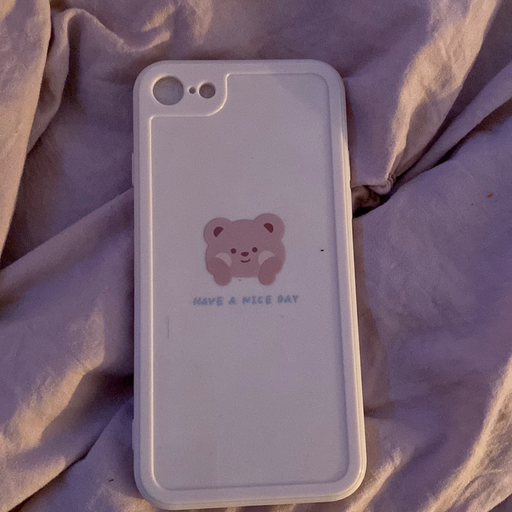 This is a iPhone SE phone case never used.